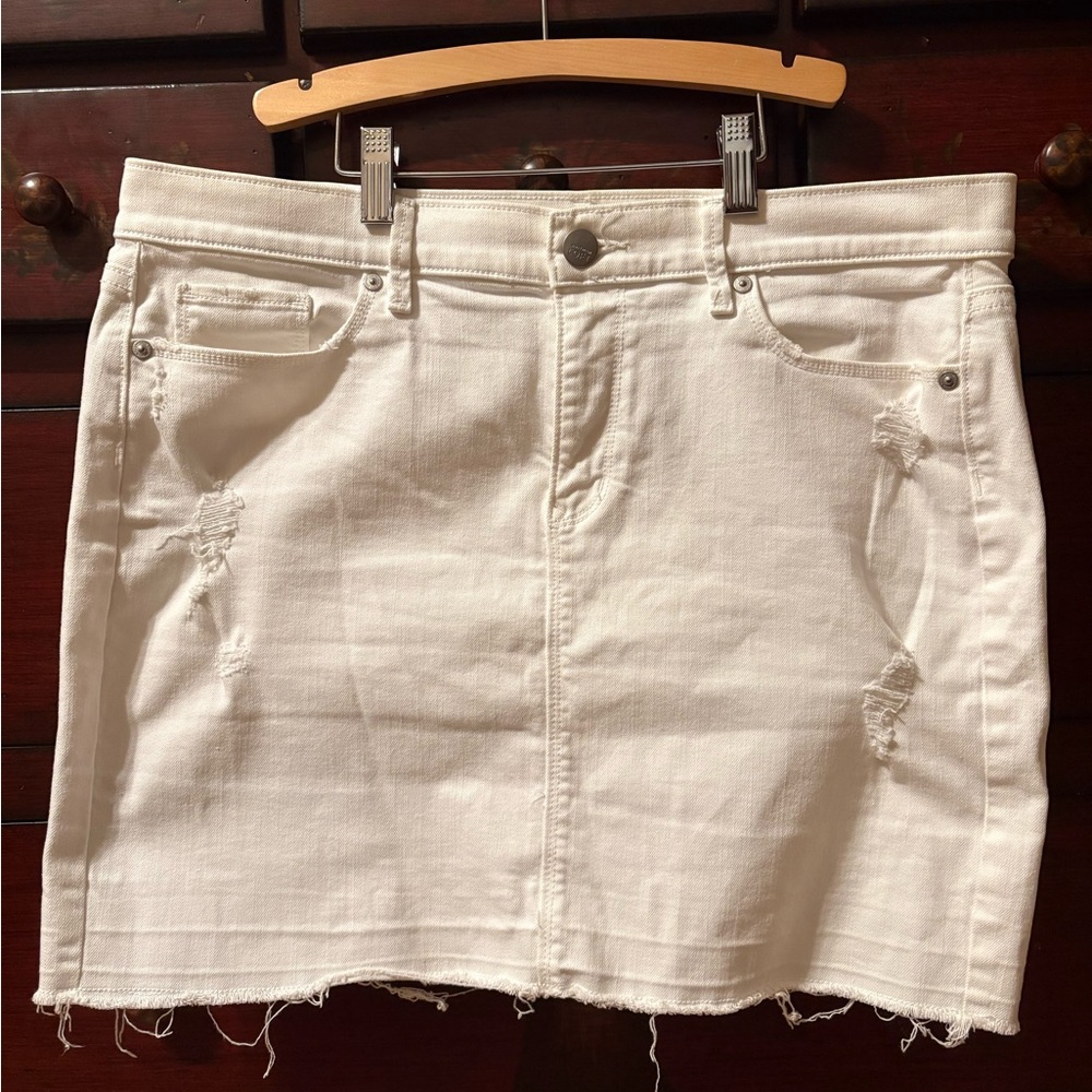 LOFT Off-White Distressed Denim Skirt
